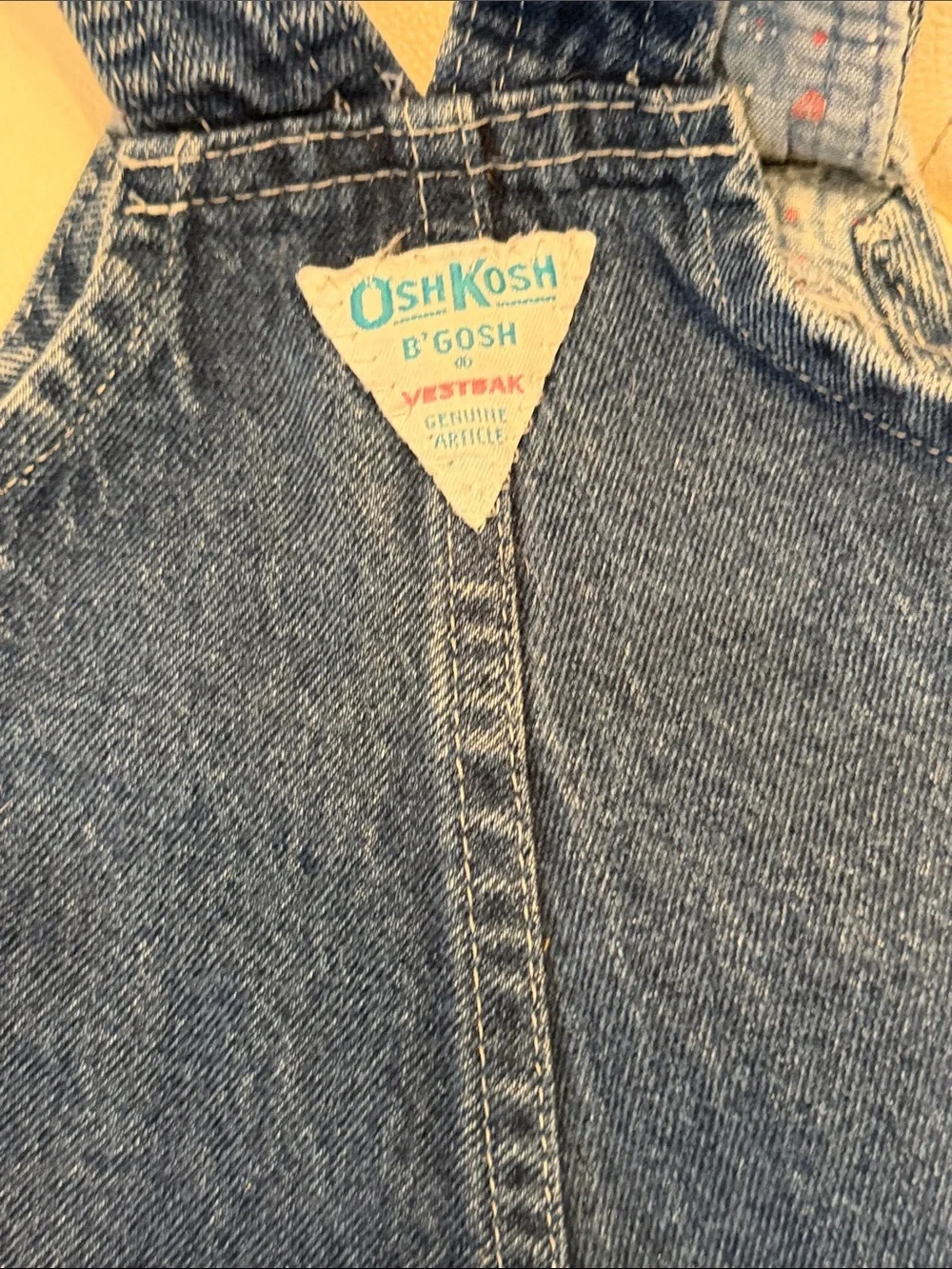 🚼🚼🚼3 for 12$🚼🚼🚼OshKosh B'gosh Denim Overalls/Sock Bundle-3/6 months